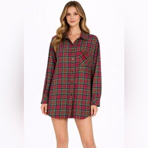 NWOT Victoria’s‎ Secret 2pc NightShirt with original fleece bun pant